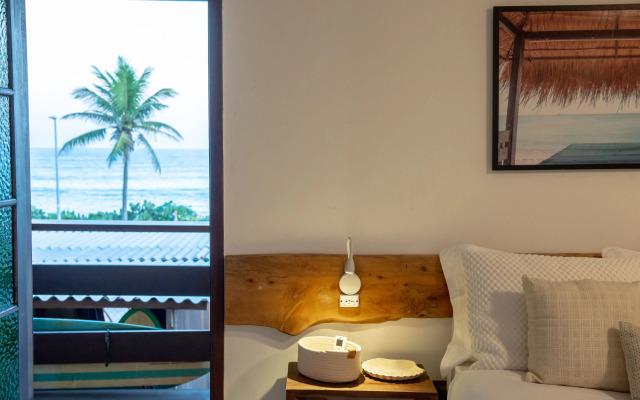 Longboard Paradise Suites