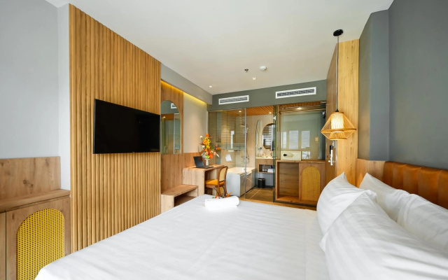 La Opera Saigon Hotel – Guest Rooms – Ho Chi Minh City