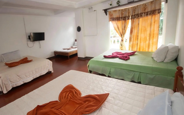 Pagudpud Rinnovati Beach Resort