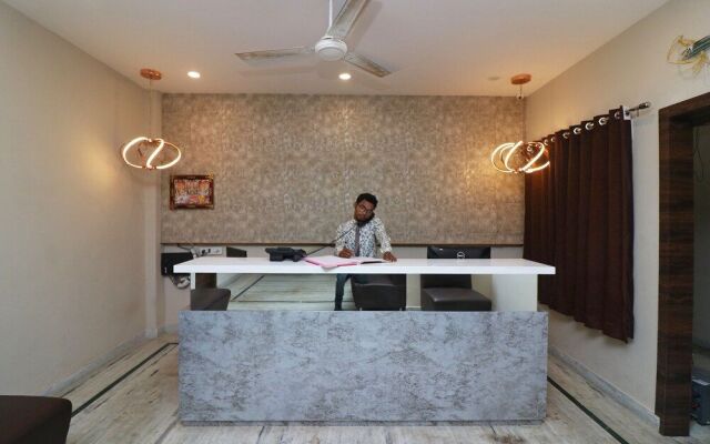 Krishna Plaza by OYO Rooms