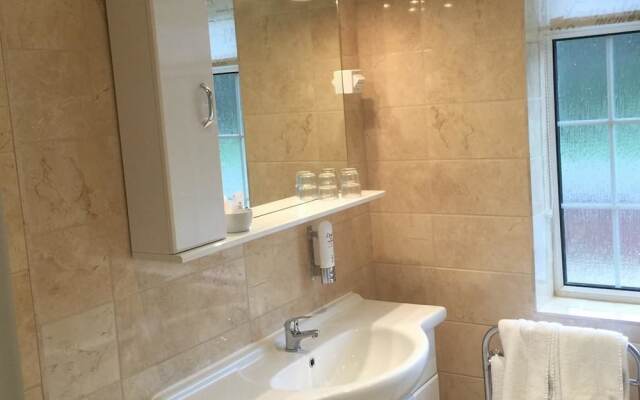Dormy House Hotel