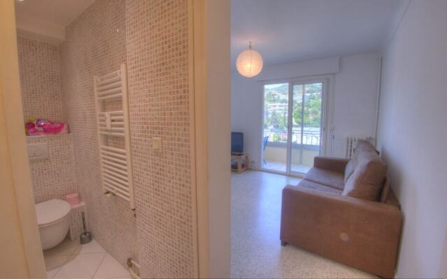 Studio 3 étoiles 100m plages  wifi