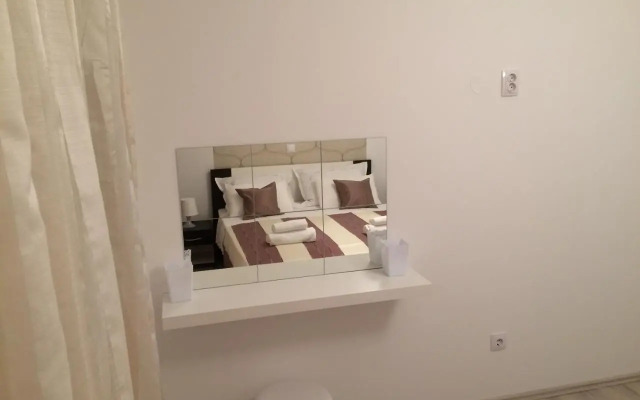 Apartments Antiša