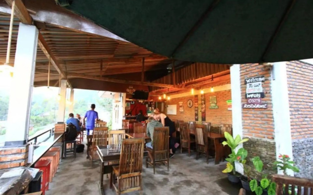 Bintang Lodge Cafe & Restaurant