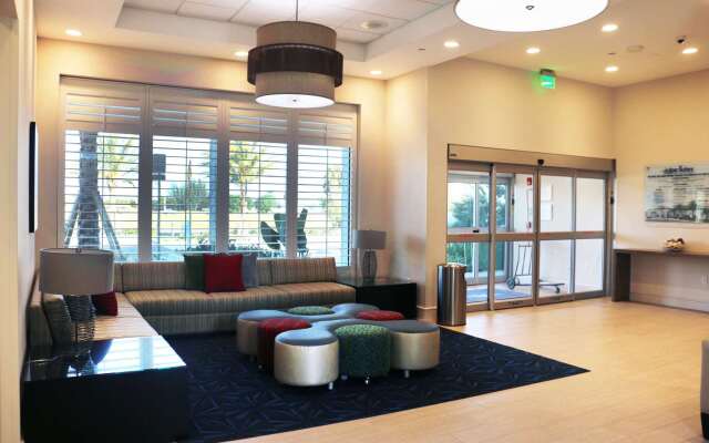 Star Suites By Riverside Theatre