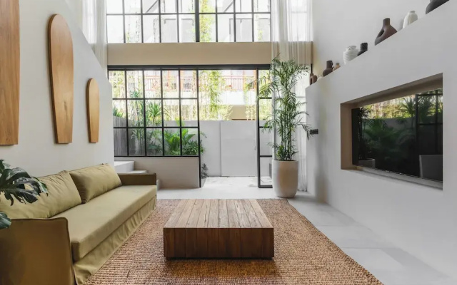 Surf Loft 2 by Alfred in Bali