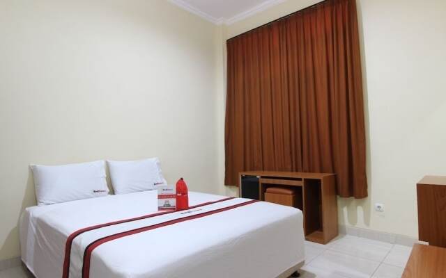 RedDoorz @ Jakal Bawah