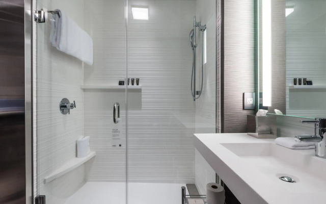 AC Hotel by Marriott Boston North