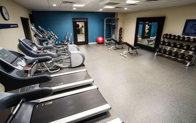 Hampton Inn & Suites by Hilton Regina East Gate