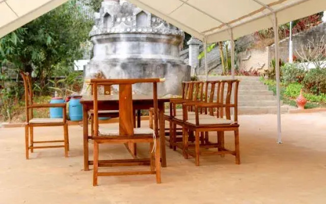 Yueting Hot Spring B&B
