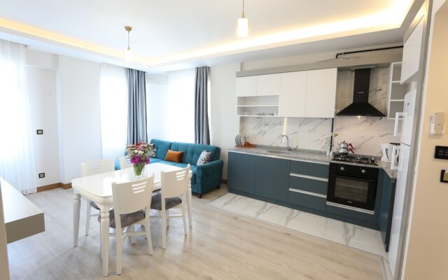 Citrus Luna Suite