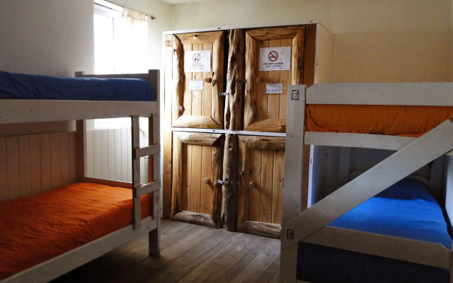 Hopa Home Patagonia Hostel & Bar