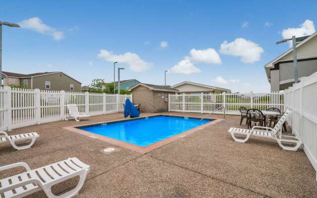 Studio 6 Ingleside, TX