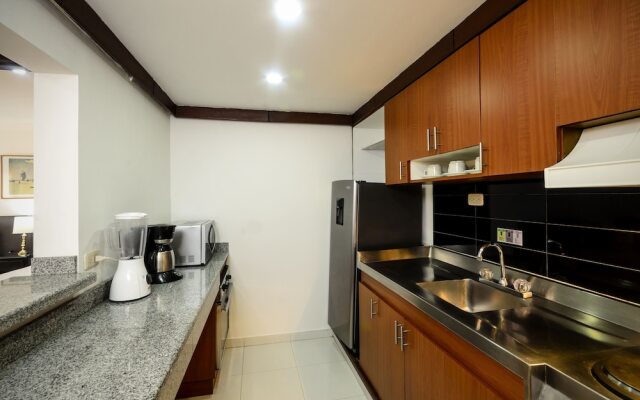 Travelers Apartamentos & Suites Condominio Plenitud