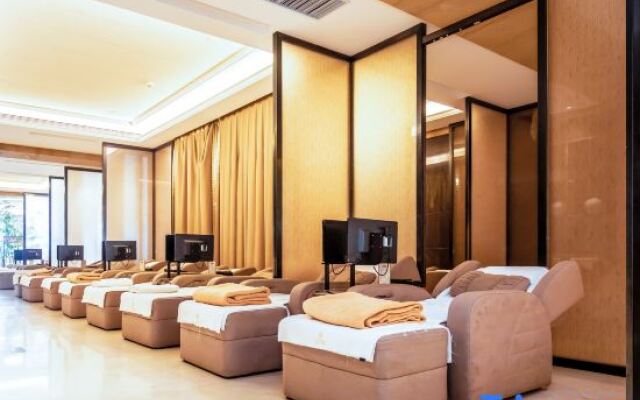 Yinji Huangdi Palace Yu Hot Spring Hotel (Animal Kingdom)