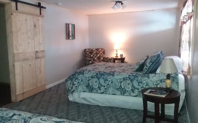 Chautauqua Hillcrest Inn