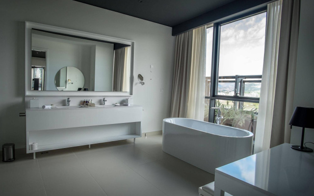 Crowne Plaza Podgorica, by IHG