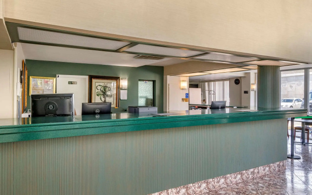 Rodeway Inn Central Clearwater Beach