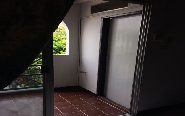 Baan Khun Mae Apartment