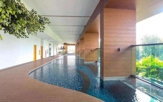 Comfortable Studio Room at Capitol Suites Apartment