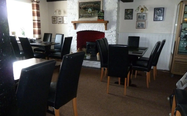 Mid Wales Inn