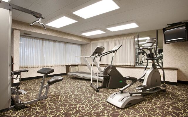 Best Western Plus Kelly Inn