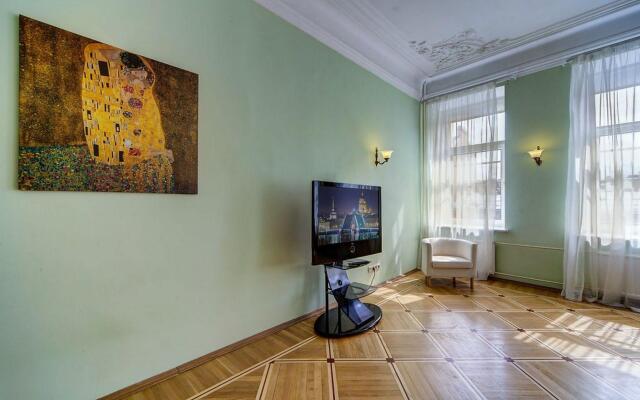 Апартаменты «Spb2day на 2-й Советской»