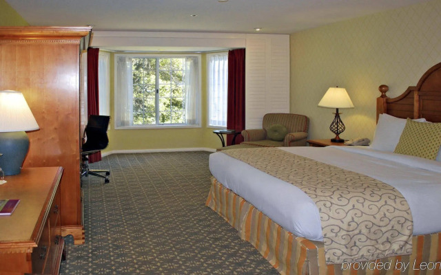 Hilton Sonoma Wine Country