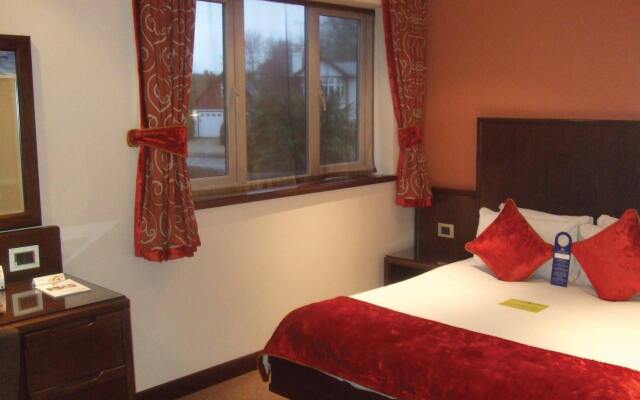 Donnington Manor Hotel