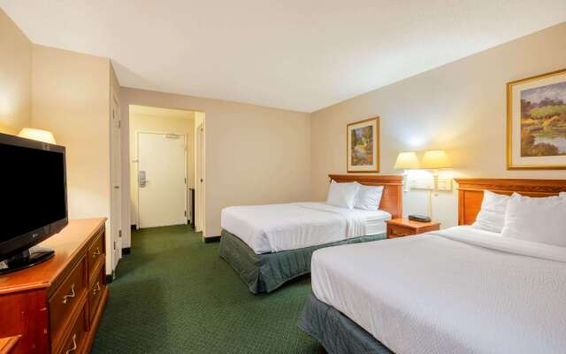 La Quinta Inn by Wyndham Cleveland Independence