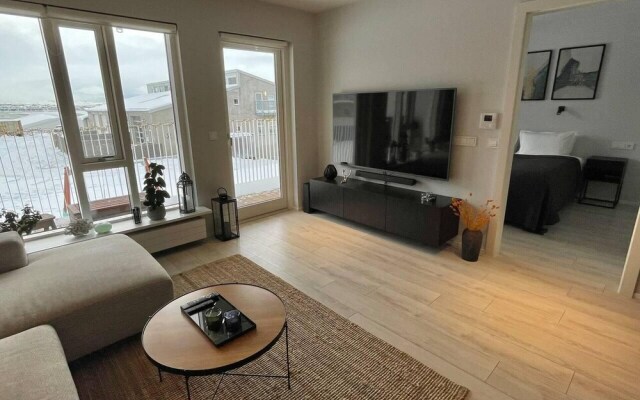 Apartment Next to Sky Lagoon