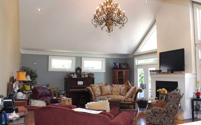 At Home B&B at Rose Manor by Elevate Rooms