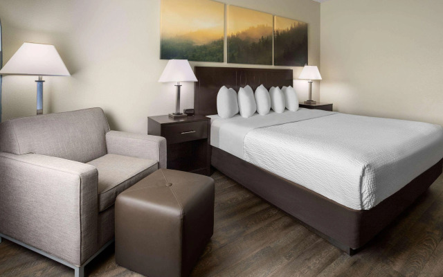 Days Inn by Wyndham Penn State