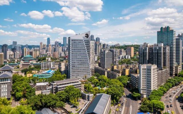 Nicesoe View Cloud Book House Hotel (Shangqing Temple Niujiaotuo Subway Station)