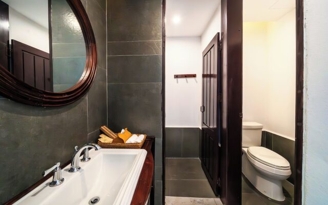 Manyo Hotel and Resort
