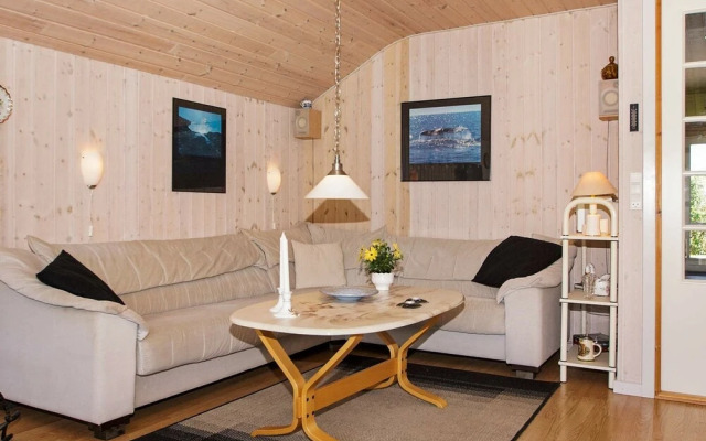6 Person Holiday Home in Hemmet
