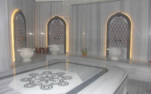 Carmen Suite Hotel