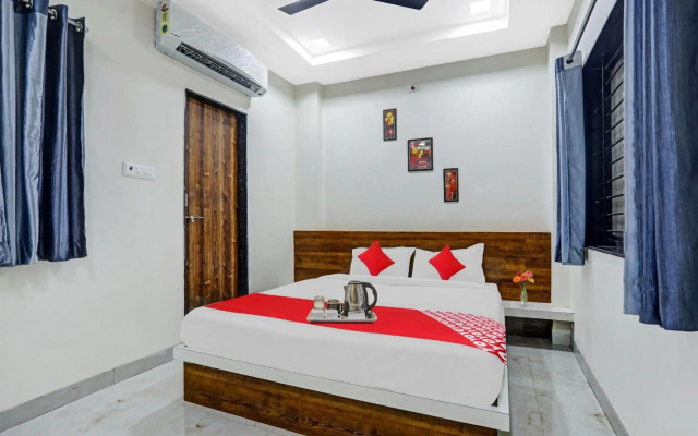 Flagship 92690 Hotel Jayesh Inn