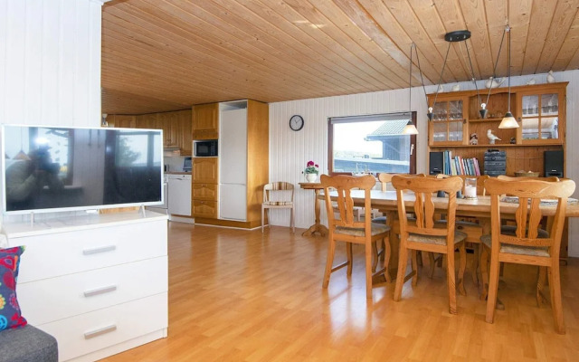 8 Person Holiday Home in Aabenraa