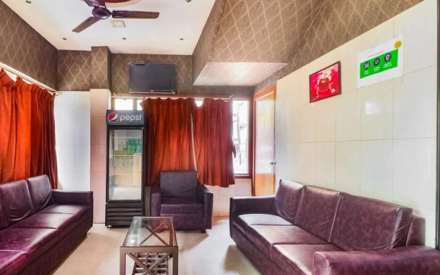 SPOT ON 45592 Nice Guest House