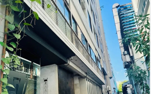 Modern 1BR Walk to Beach & City Spots