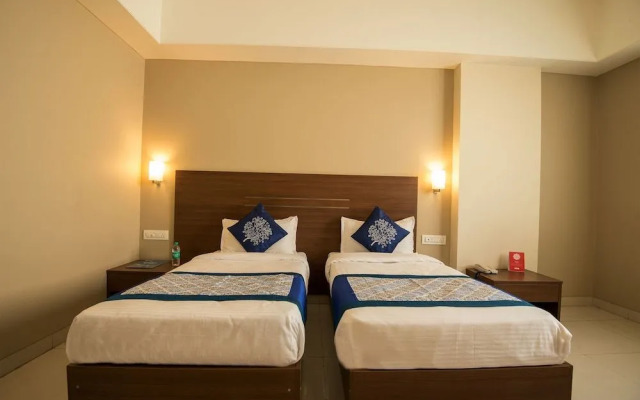 OYO 9989 Hotel Classic Executive