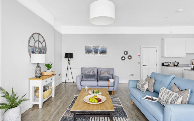 Angel 1 in Dartmouth