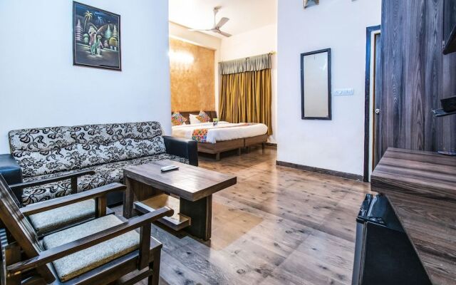 FabExpress Global Inn