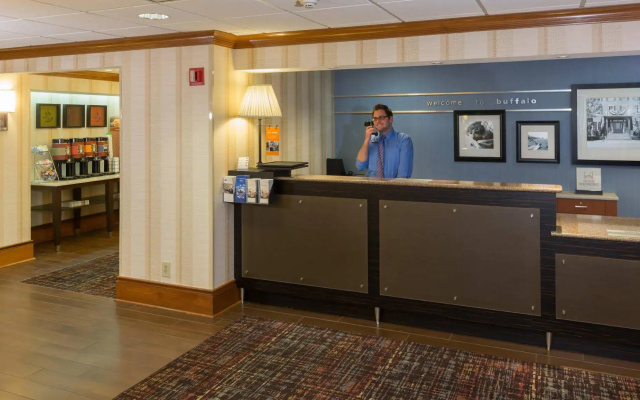 Hampton Inn Buffalo-Airport / Galleria Mall
