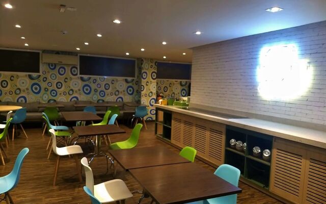 Golden Tower Express Araraquara by Fênix Hotéis