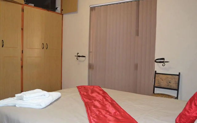 Esme's Guest House