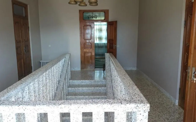 Guest house Charnali