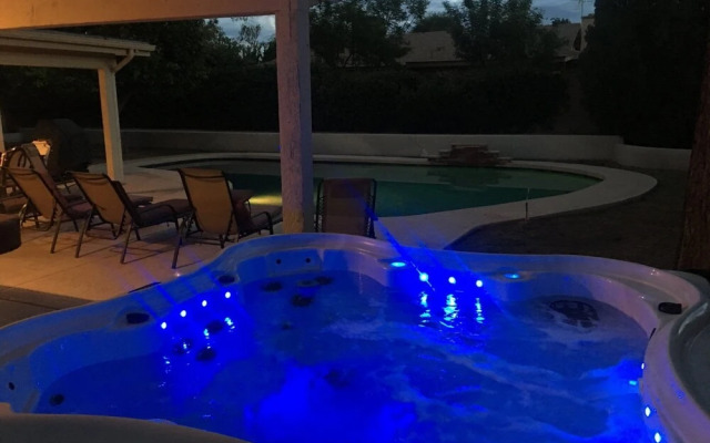 Just Listed! Kierland Home w Htd Pool and Hot tub