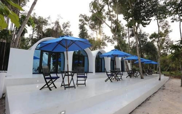 Moonlight Resort